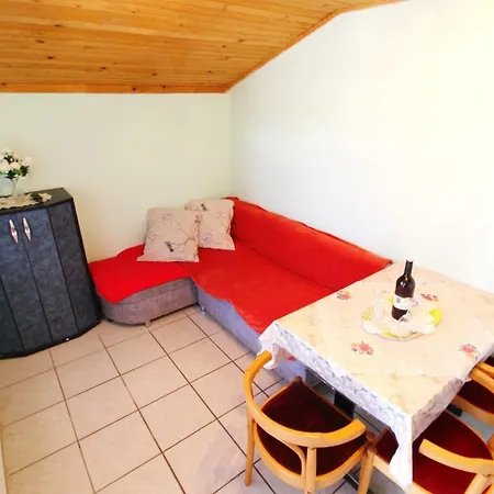 Apartment Francika *