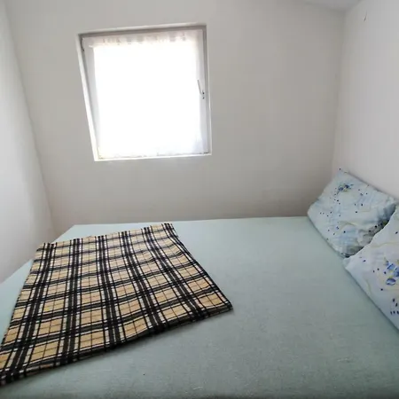 Apartment Francika Vir